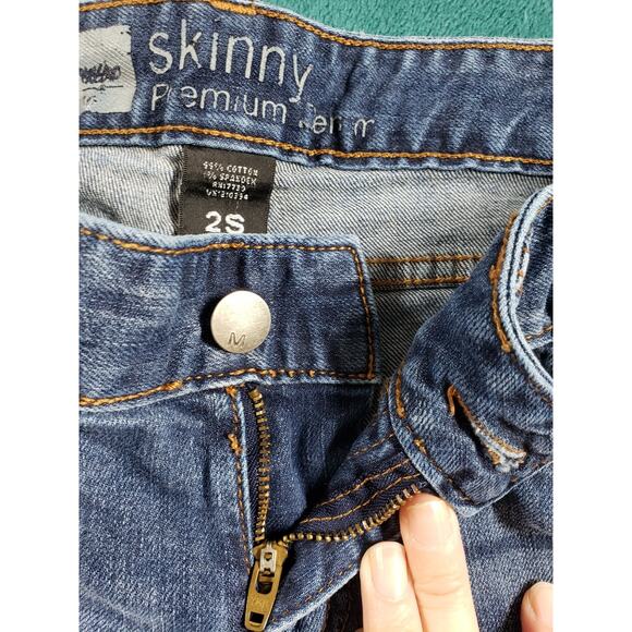 Mossimo Jeans Size 2 Short Womens Blue Stretch Denim Pants Mid Rise Skinny - Picture 4 of 11